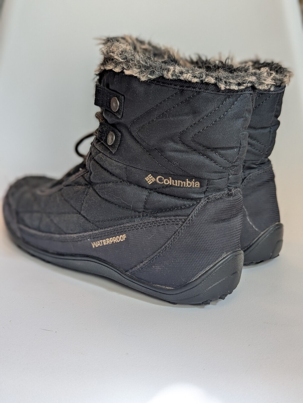 Columbia Women's Minx™ Shorty IV Boot Quilted Faux-Fur Winter Boots - US 9/EU 40